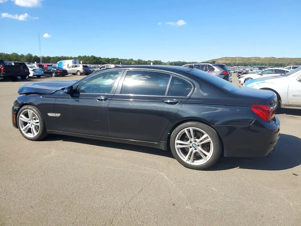 2013 BMW 750 LXI  