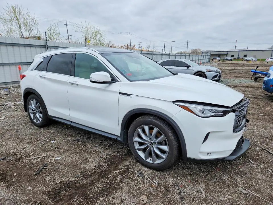 2019 INFINITI QX50 LUXE  