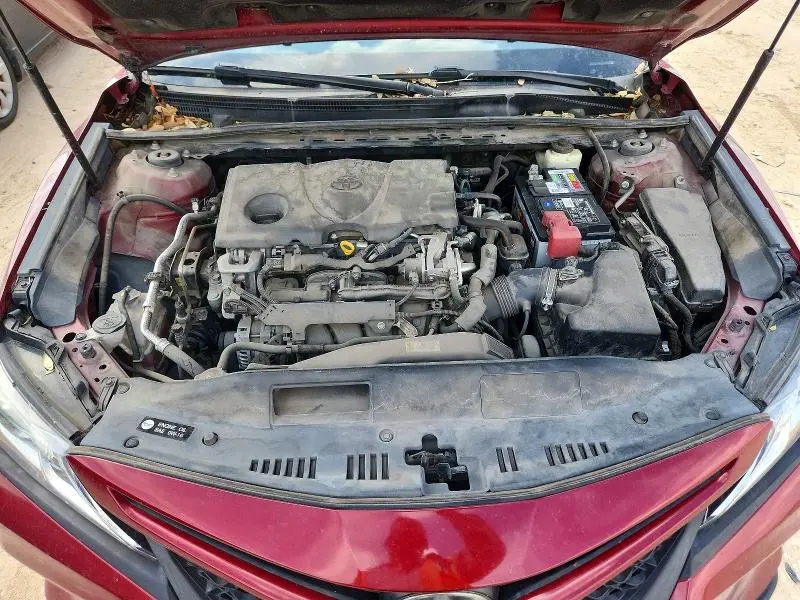 2018 TOYOTA CAMRY SE  