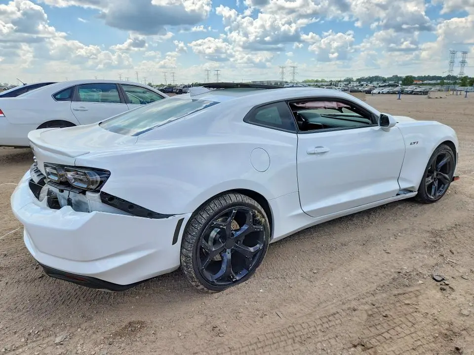 2022 CHEVROLET CAMARO LT1  