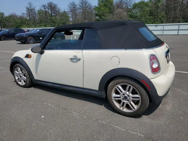 2011 MINI COOPER   
