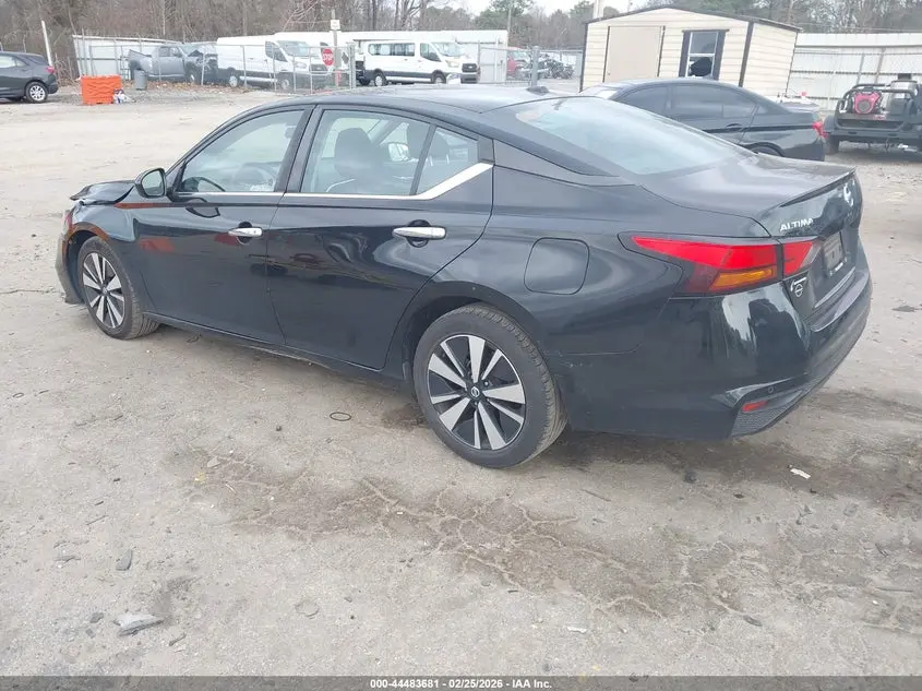 2021 NISSAN ALTIMA SV FWD