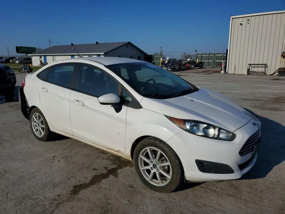 2019 FORD FIESTA SE  