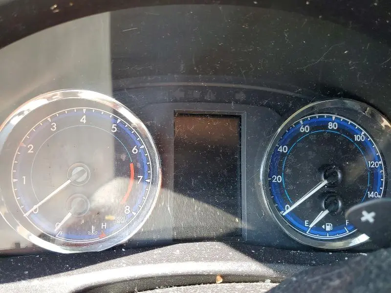 2019 TOYOTA COROLLA SE  