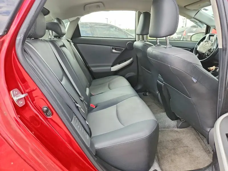 2015 TOYOTA PRIUS   