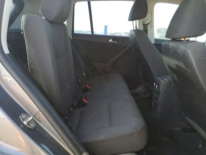 2017 VOLKSWAGEN TIGUAN S  