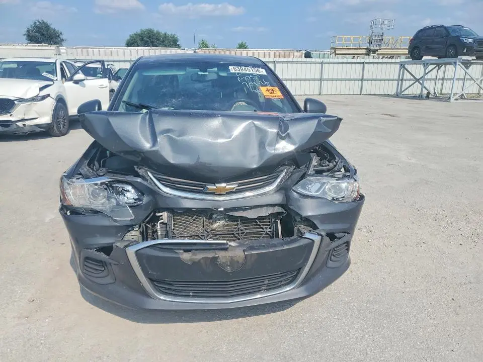 2017 CHEVROLET SONIC LT  