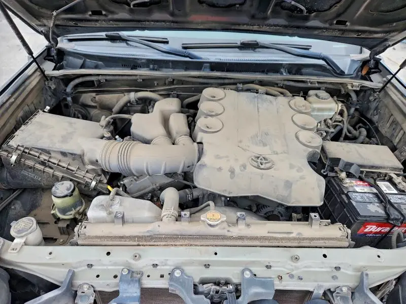 2011 TOYOTA 4RUNNER SR5  