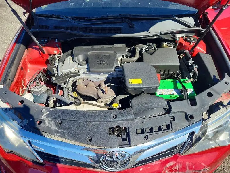 2014 TOYOTA CAMRY LE  