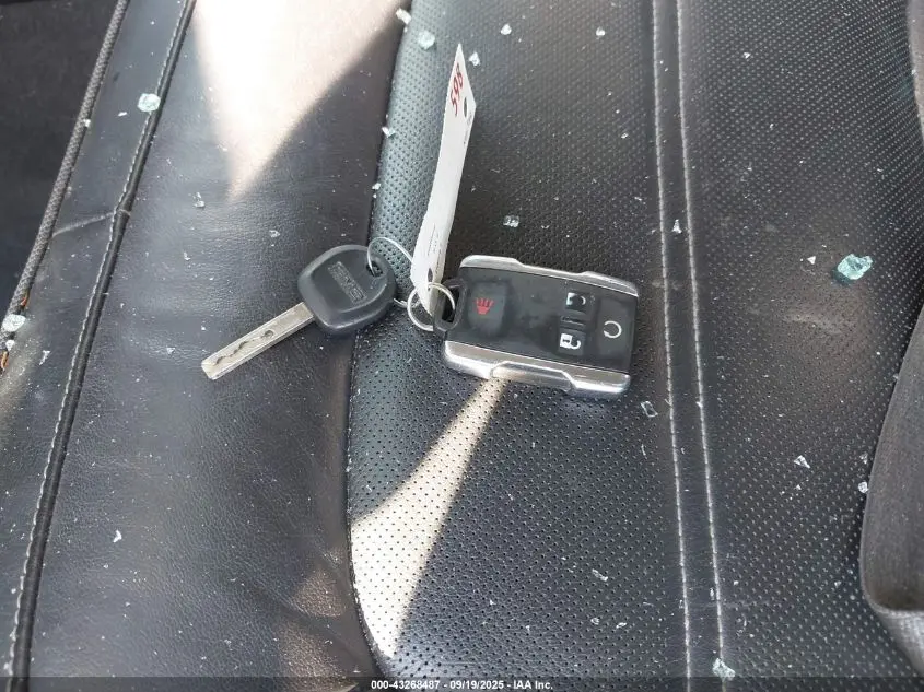 2020 GMC CANYON 4WD  SHORT BOX DENALI