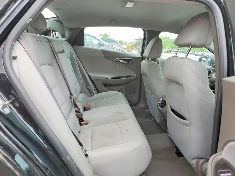 2017 CHEVROLET MALIBU LT  