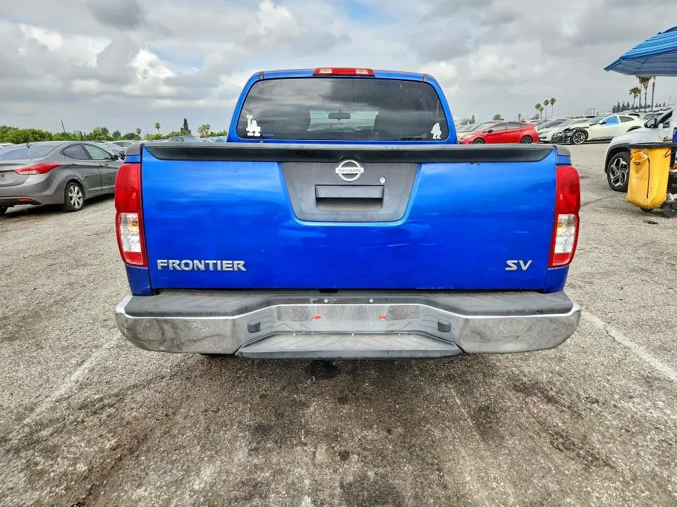 2013 NISSAN FRONTIER S  