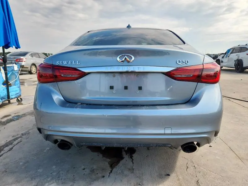 2018 INFINITI Q50 LUXE