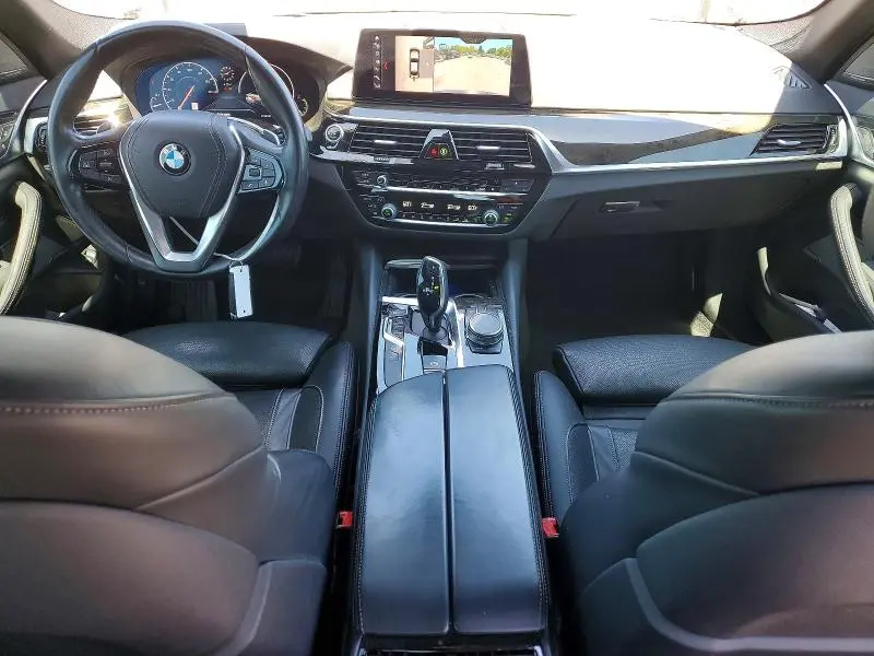 2019 BMW 540 I  