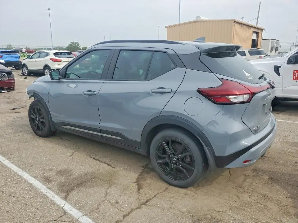 2023 NISSAN KICKS SR  