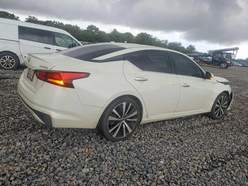 2019 NISSAN ALTIMA PLATINUM  