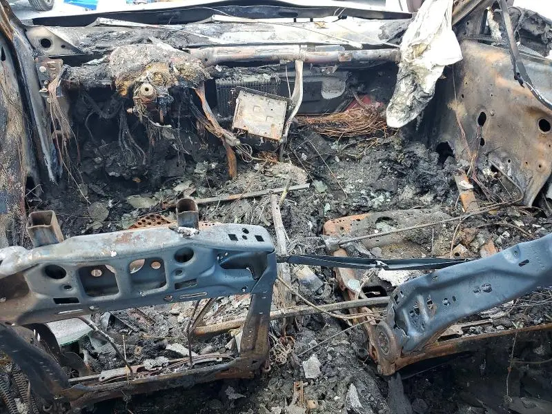 2016 VOLKSWAGEN PASSAT SE  