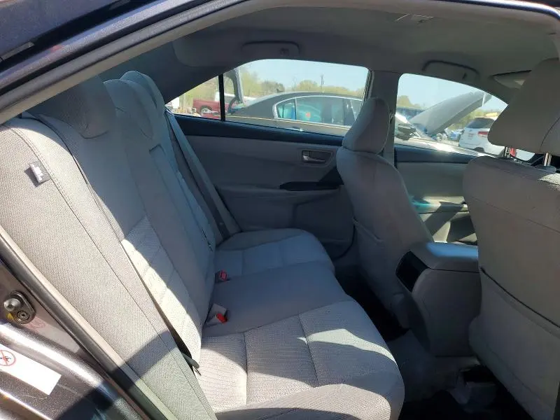 2015 TOYOTA CAMRY LE  