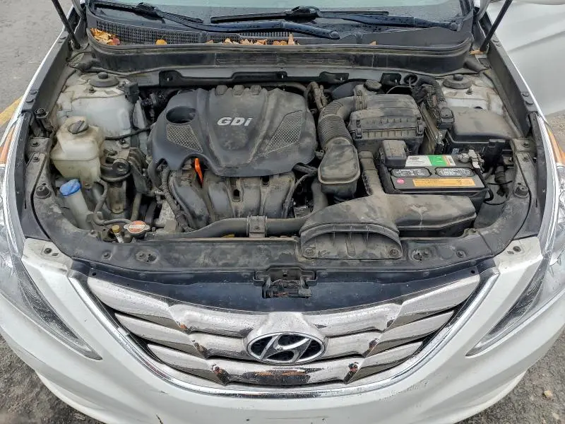 2012 HYUNDAI SONATA SE  