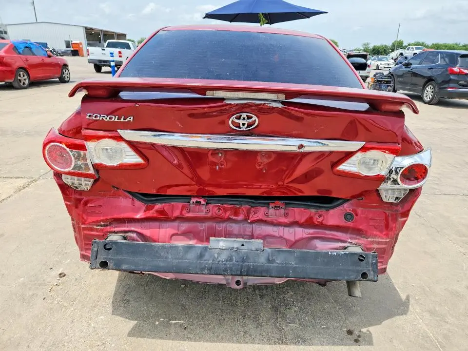 2011 TOYOTA COROLLA LE  