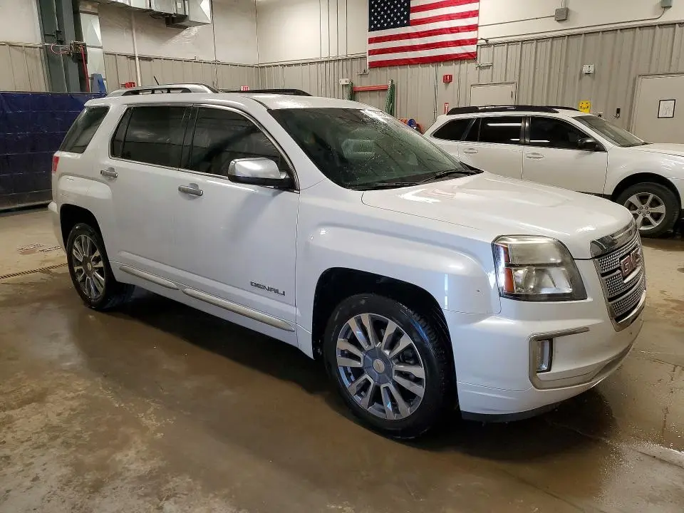 2017 GMC TERRAIN DENALI  