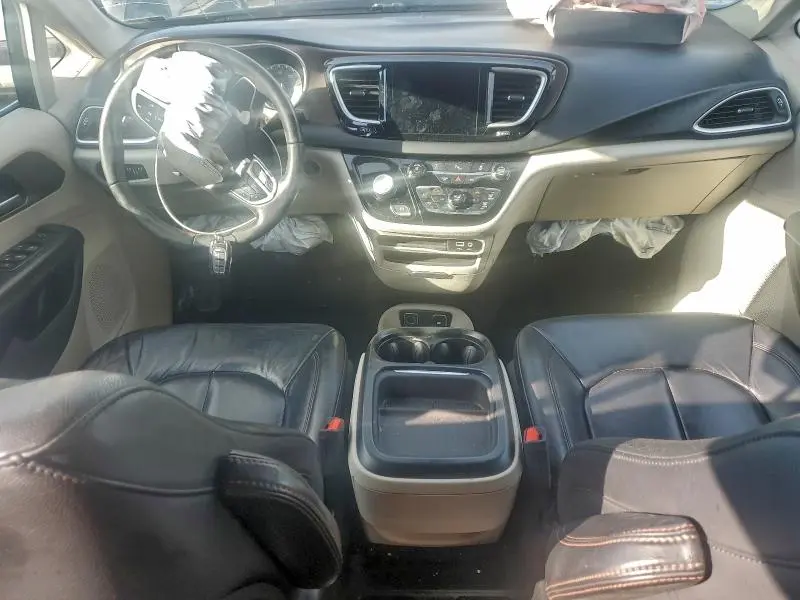 2017 CHRYSLER PACIFICA TOURING L  