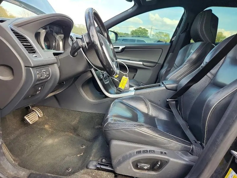 2014 VOLVO XC60 T6  