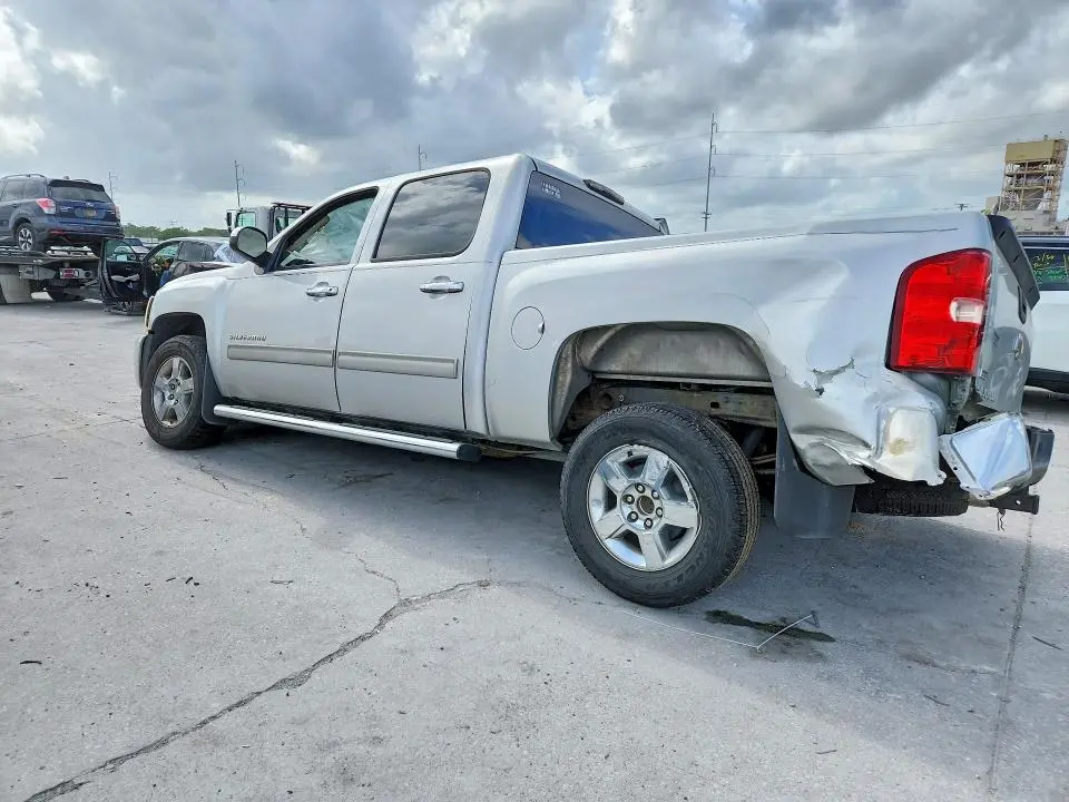 2011 CHEVROLET SILVERADO C1500 LT  