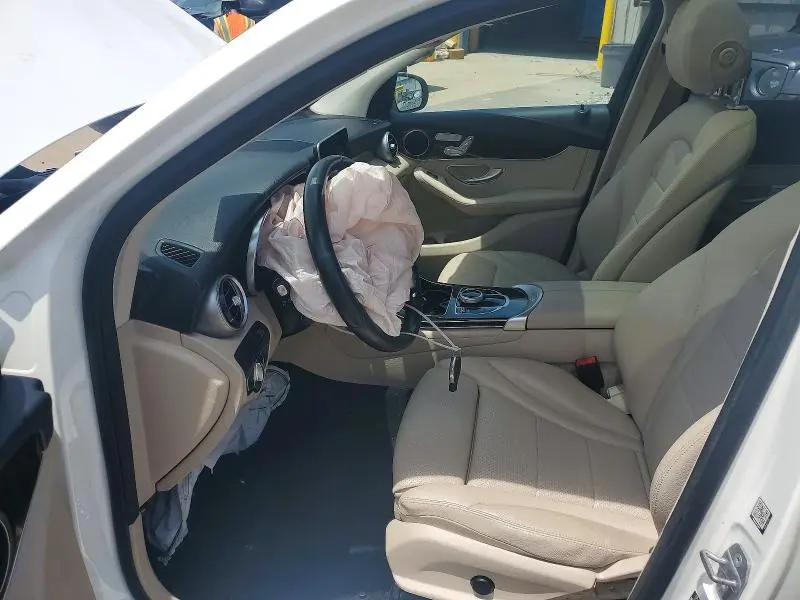 2017 MERCEDES-BENZ GLC 300 4MATIC  