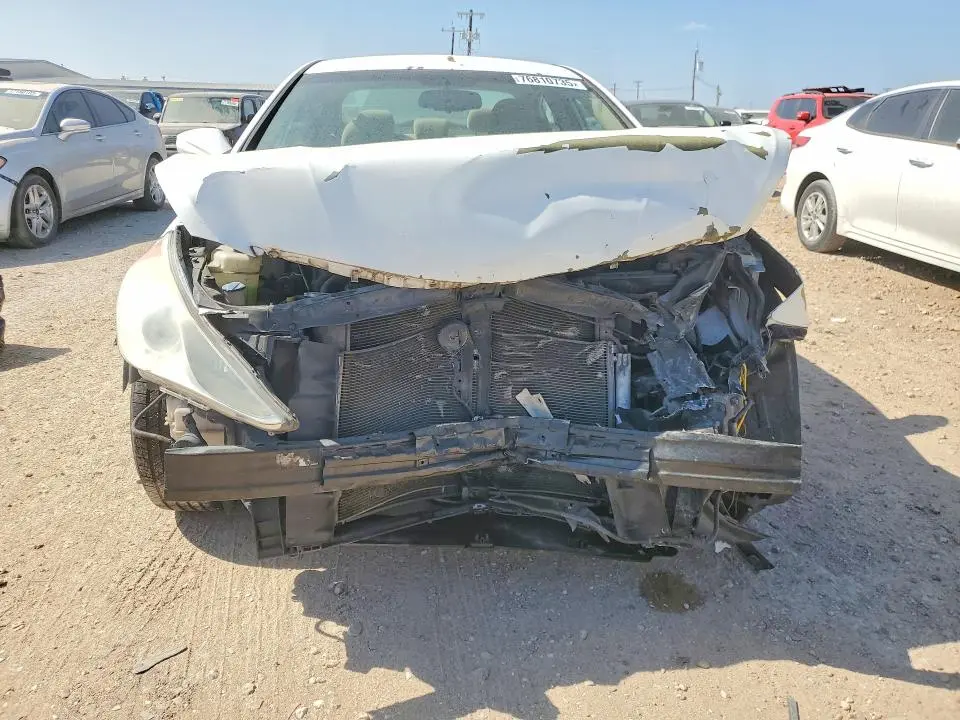 2013 HYUNDAI SONATA GLS  