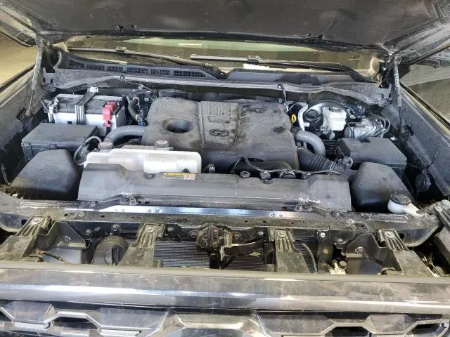 2023 TOYOTA TUNDRA CREWMAX PLATINUM  