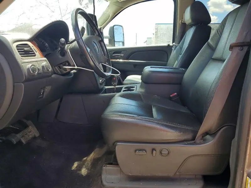 2012 GMC SIERRA K2500 SLT  