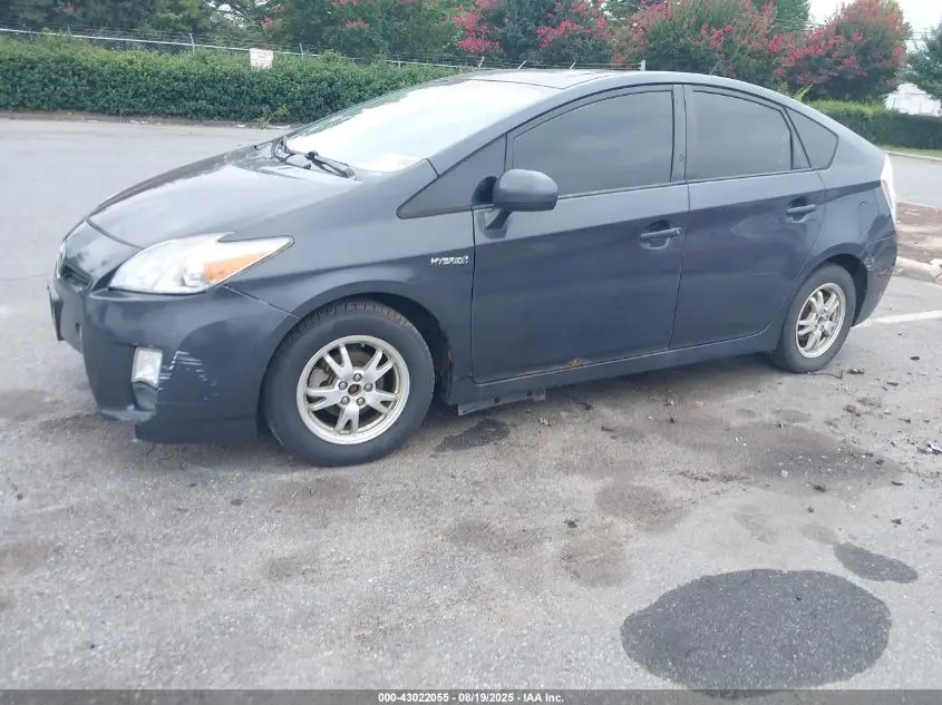 2011 TOYOTA PRIUS THREE