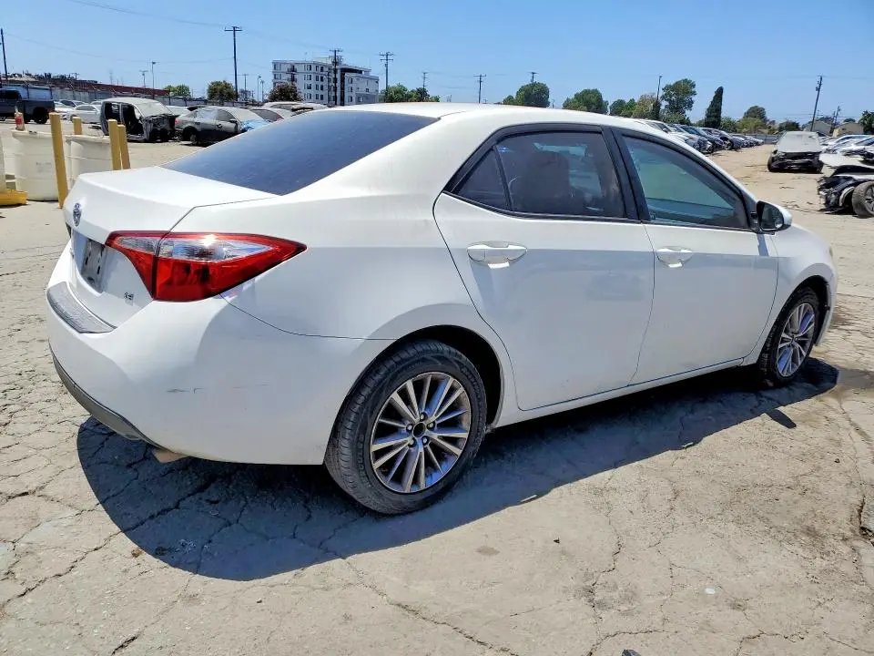 2014 TOYOTA COROLLA LE PLUS  