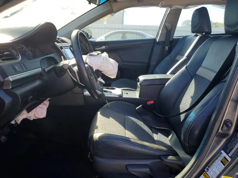 2013 TOYOTA CAMRY SE  