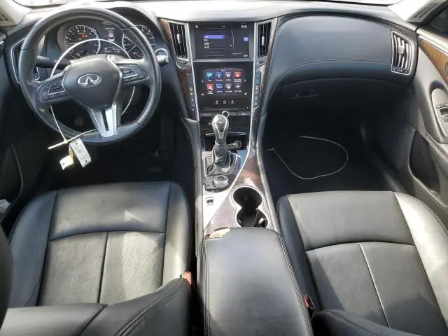2018 INFINITI Q50 LUXE  