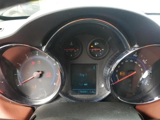 2011 CHEV CRUZE LT   
