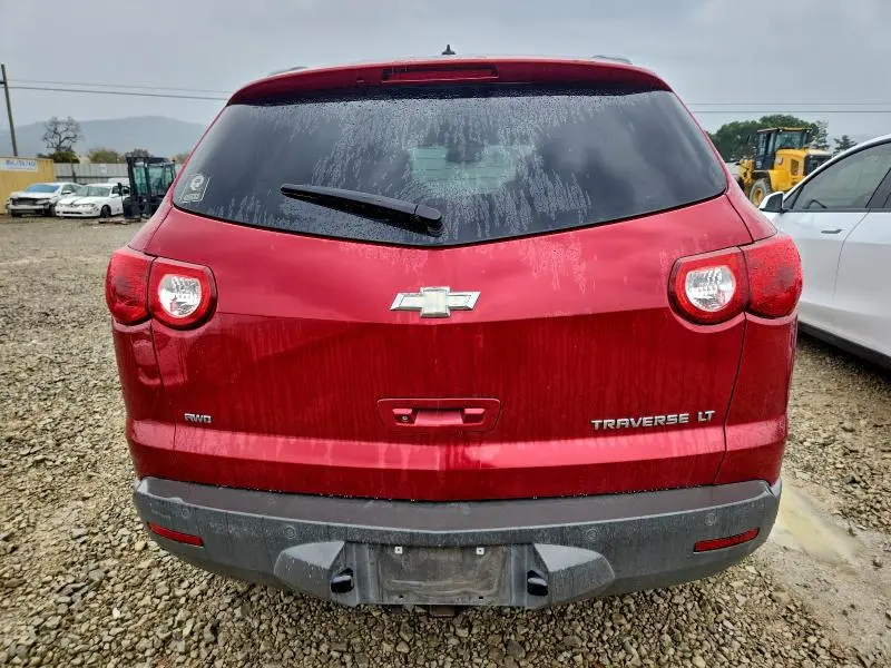 2012 CHEVROLET TRAVERSE LT  