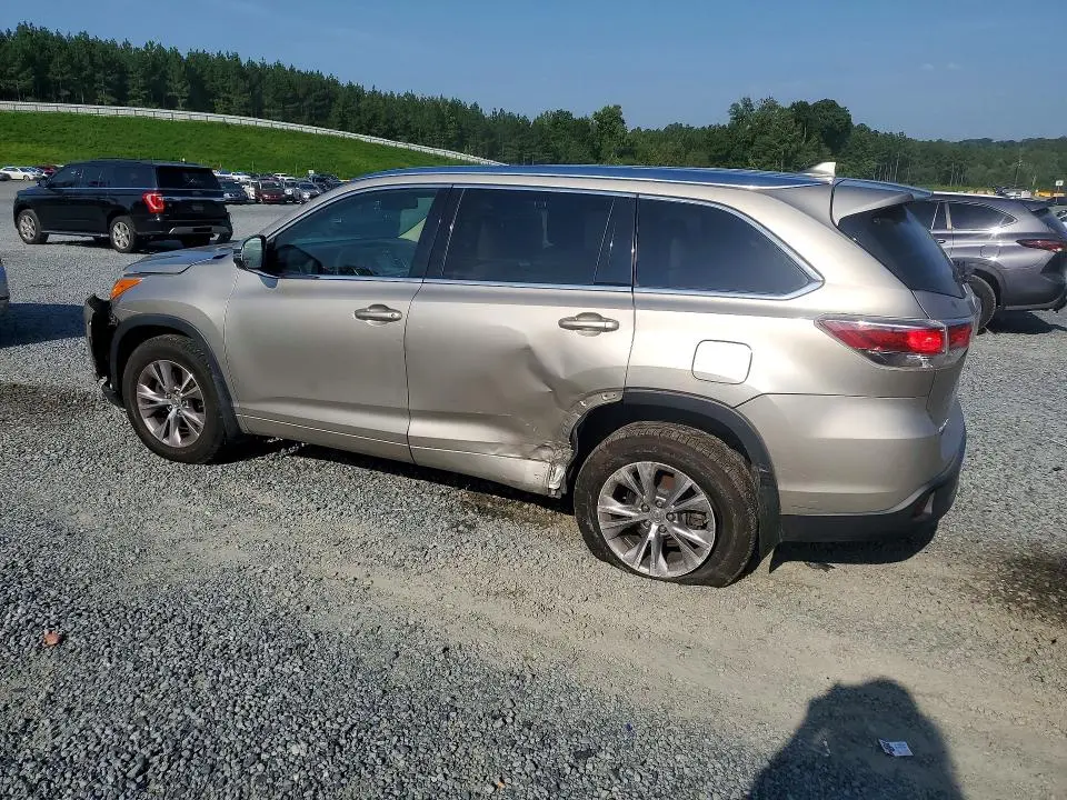 2014 TOYOTA HIGHLANDER XLE  