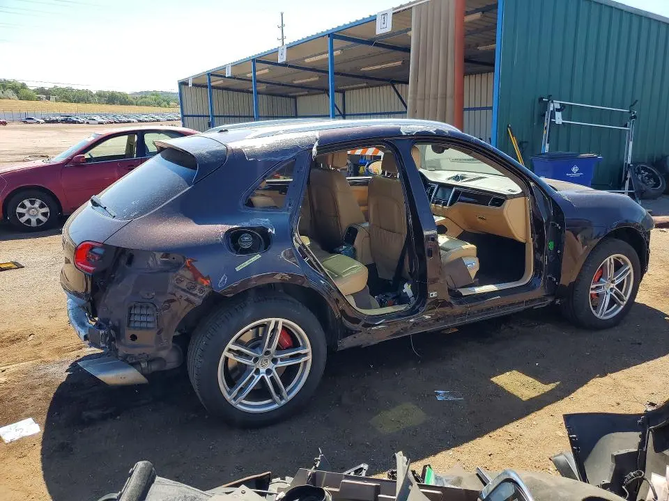 2016 PORSCHE MACAN TURBO  