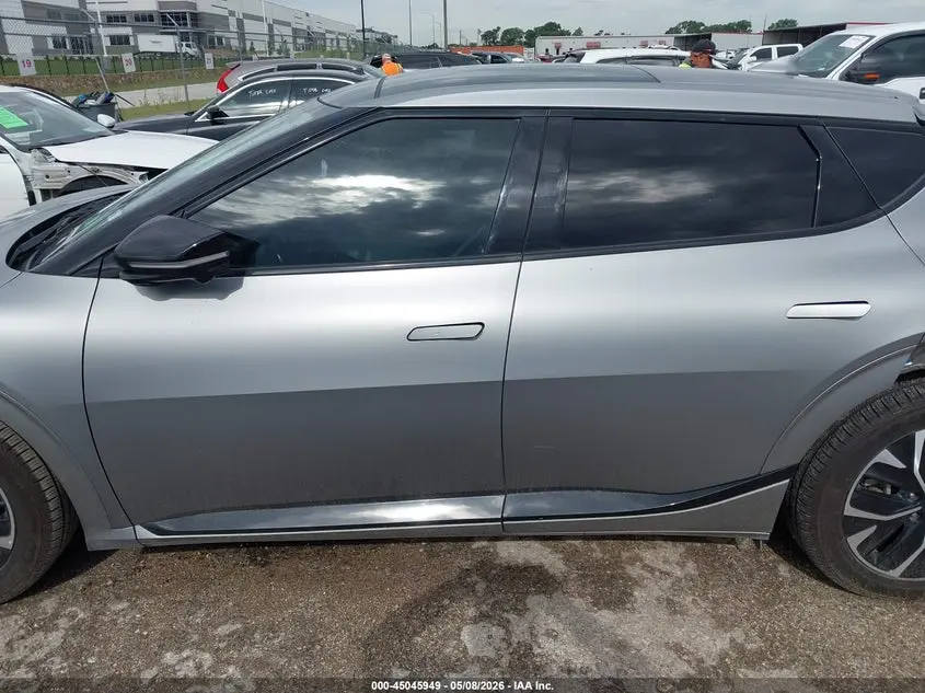 2022 KIA EV6 GT-LINE