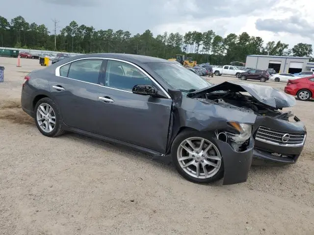 2011 NISSAN MAXIMA S  
