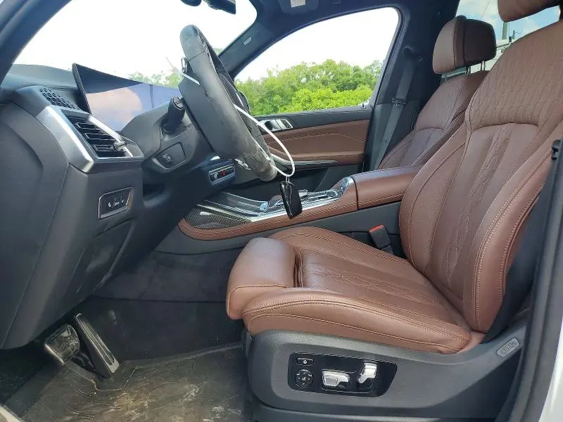 2026 BMW X7 M60I  