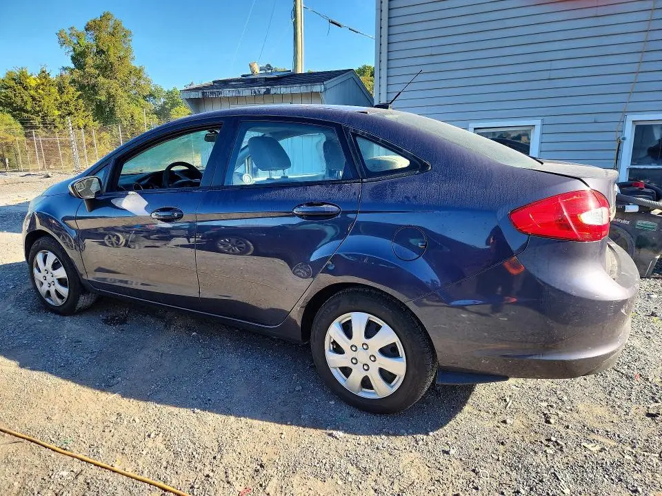 2013 FORD FIESTA S  