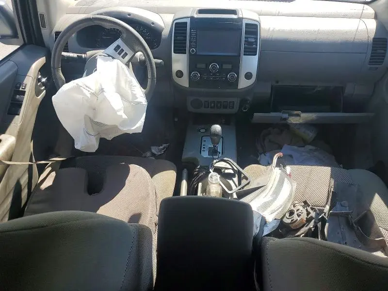 2020 NISSAN FRONTIER SV  