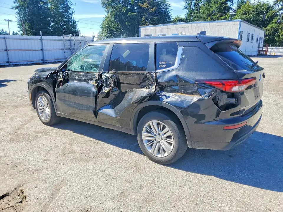 2024 MITSUBISHI OUTLANDER ES  
