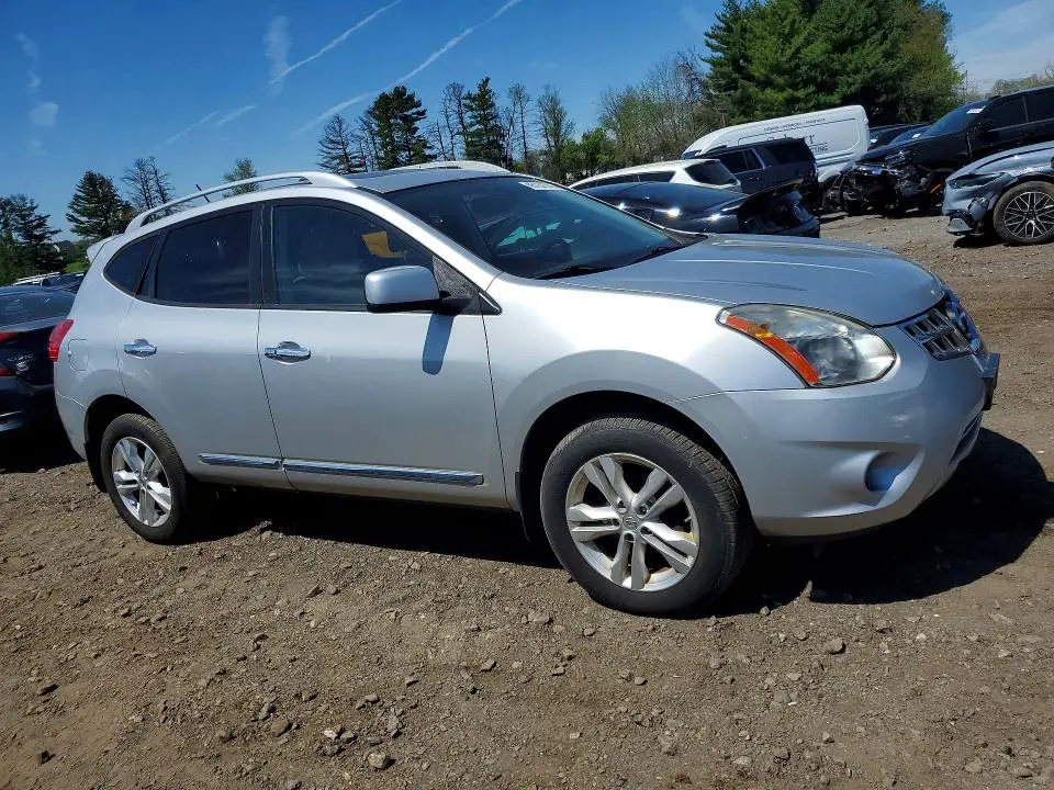 2013 NISSAN ROGUE S  