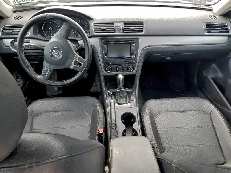 2015 VOLKSWAGEN PASSAT S  