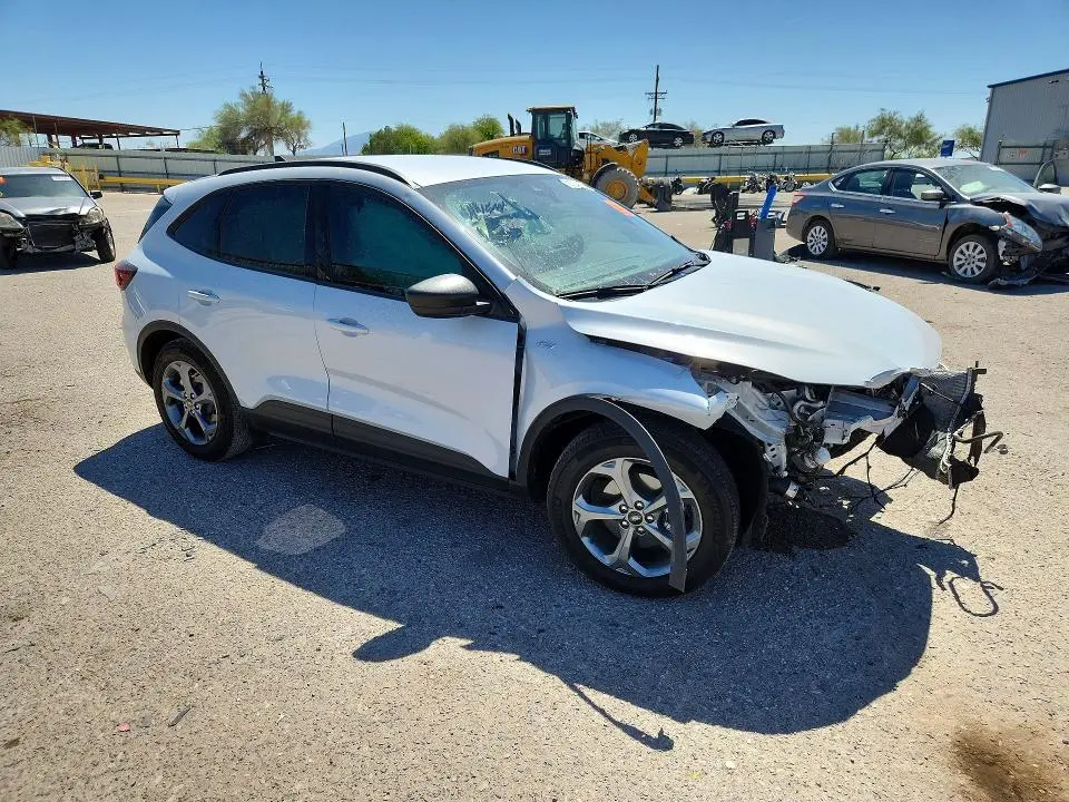 2025 FORD ESCAPE ST LINE  