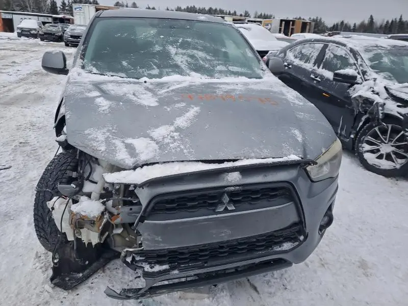 2013 MITSUBISHI RVR SE  